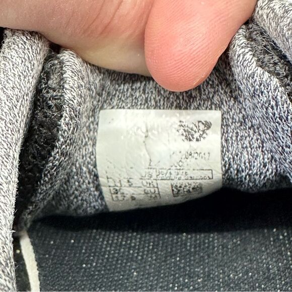 New Balance Arishi athletic hiking shoes youth kids boys 12 - Picture 7 of 8